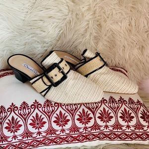 Oscar de la Renta white/Beige Canvas slides pumps